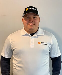 Ronald Gonzalez - Deska Services Team